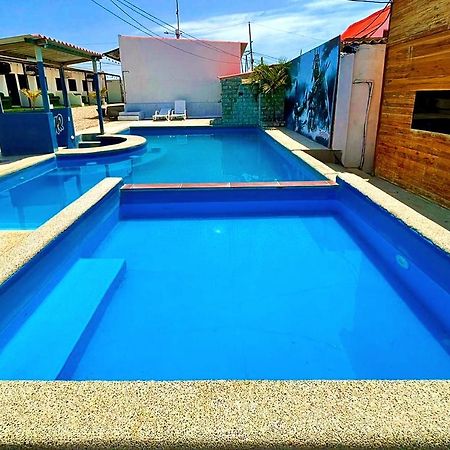 Hotel Hostal Tropicoco Playas Exterior foto