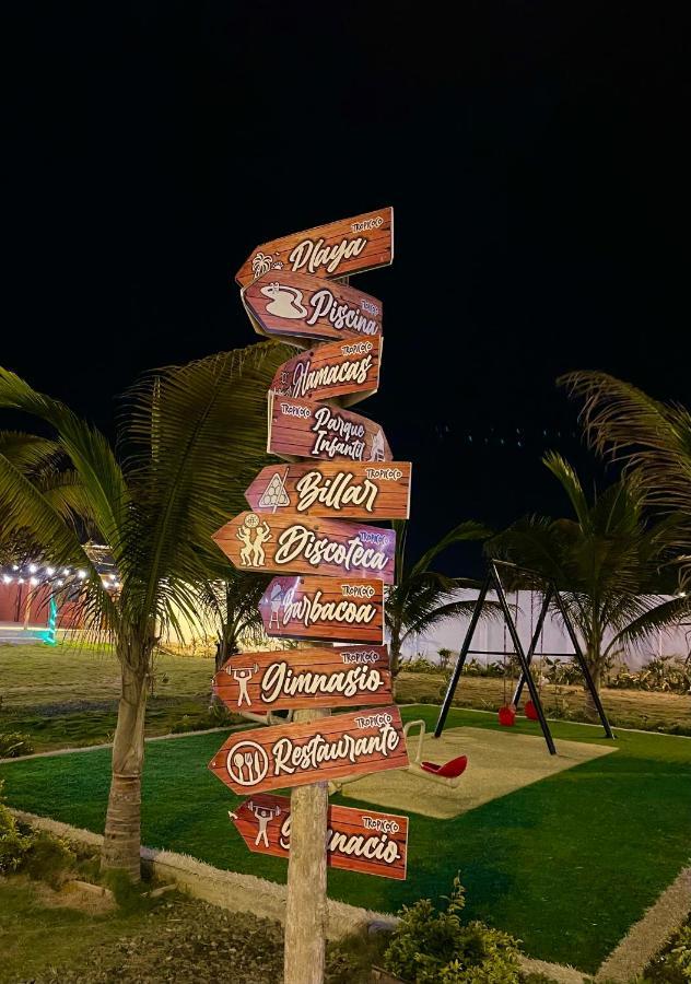 Hotel Hostal Tropicoco Playas Exterior foto