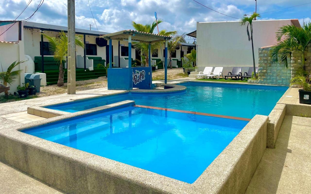 Hotel Hostal Tropicoco Playas Exterior foto