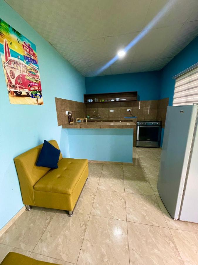 Hotel Hostal Tropicoco Playas Exterior foto